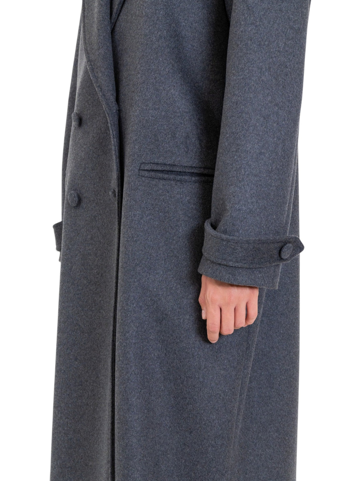 SCULPTED COAT